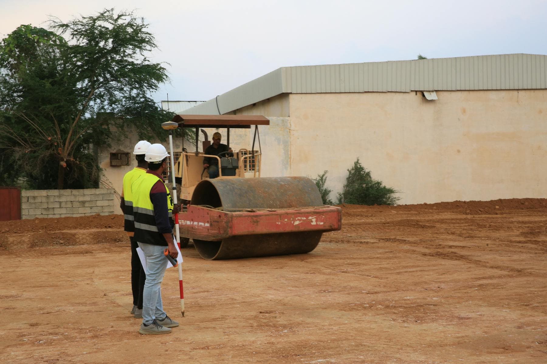Road & Compaction — ULTRA Equipment